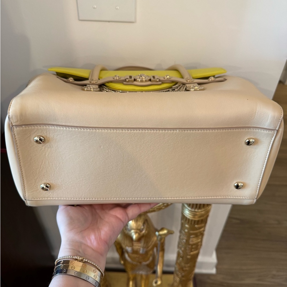 Versace Medusa Signature Satchel DBFD705 Cream Yellow Leather Chain Tote Purse - Picture 16 of 16